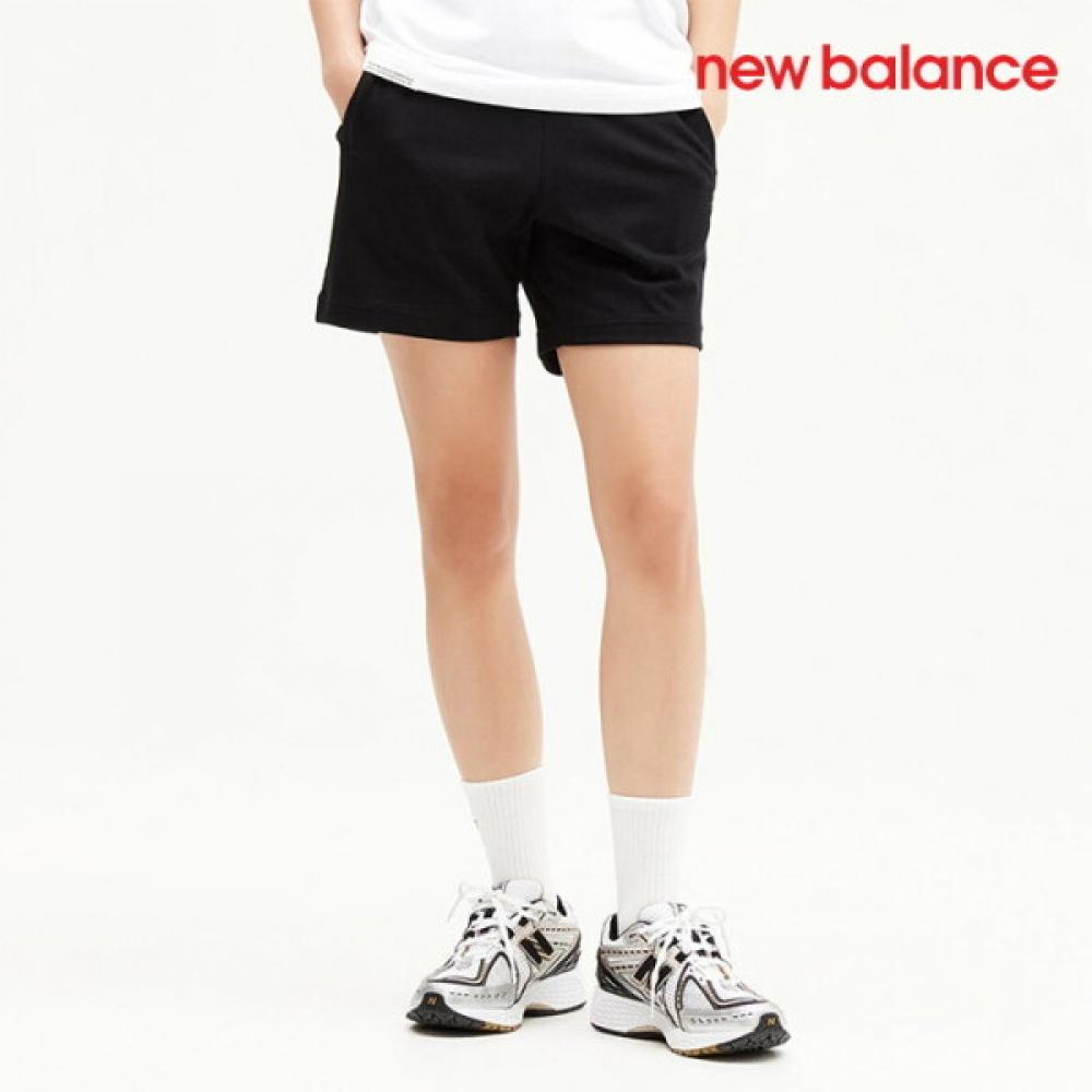New Balance Essential 4 Inch Single Mesh Shorts G30 Nbnve2w002