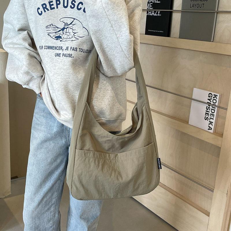 Canvas Bag Women'S Japanese Harajuku Solid Color Versatile Large-Capacity Shoulder Bag Student Class Commuter Bag Tote Bag