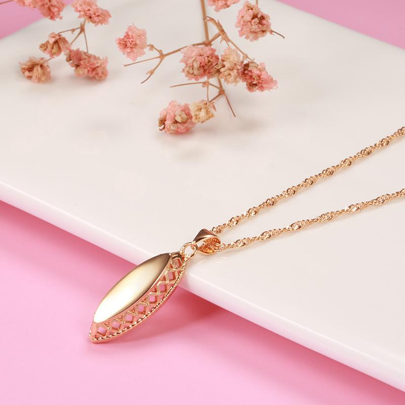 Minimalist Design Wave Chain Rhombic Pendant Necklaces Rose Gold Color Vintage Fashion Fine Jewelry Women Elegant Necklaces