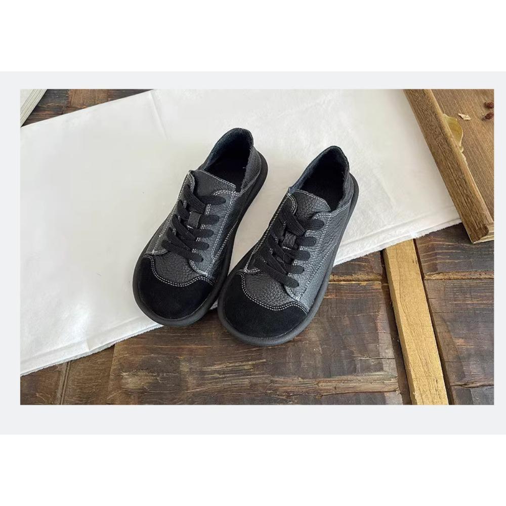 Повседневные низкие женские туфли на мягкой подошве со шнуровкой