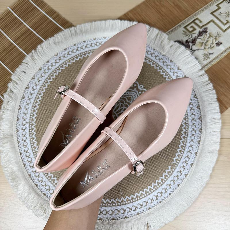 Модная женская обувь на плоской подошве Весна и Осень Неглубокие 2025 Новые Лакированная кожа Женская обувь Заостренный Мэри Джейн Ретро Большой размер Обувь на плоской подошве