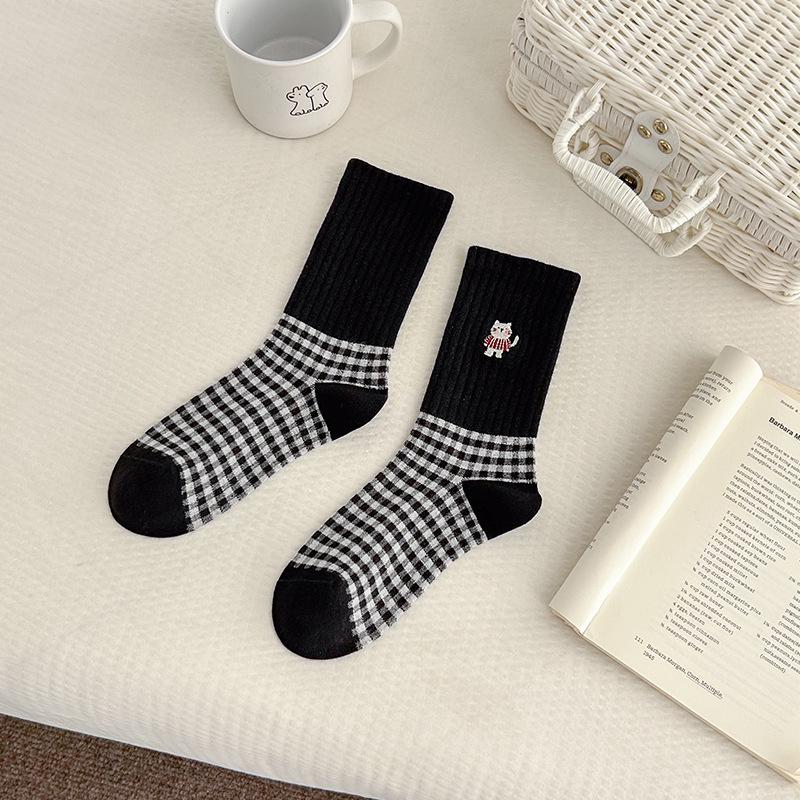 Kitten Embroidery Cartoon Plaid Mid-Calf Women's Socks - Preppy Style Japanese Checkered Stripes for Autumn/Winter