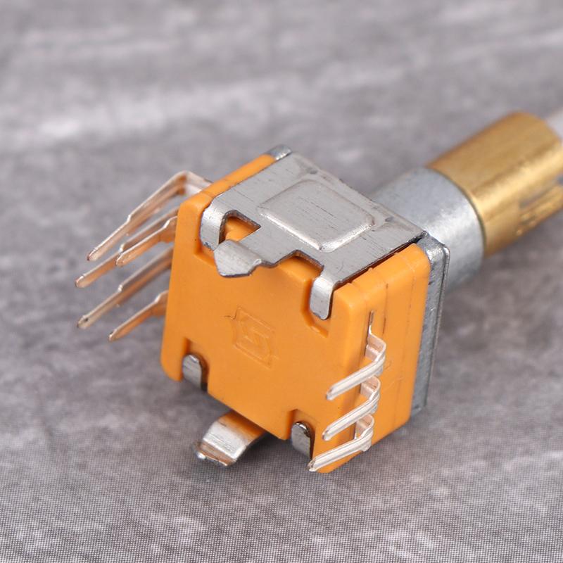 Ec110701N2B Двухосевой поворотный энкодер с кнопочным переключателем, вращение на 360 градусов, 30 позиций, 15-импульсная ручка