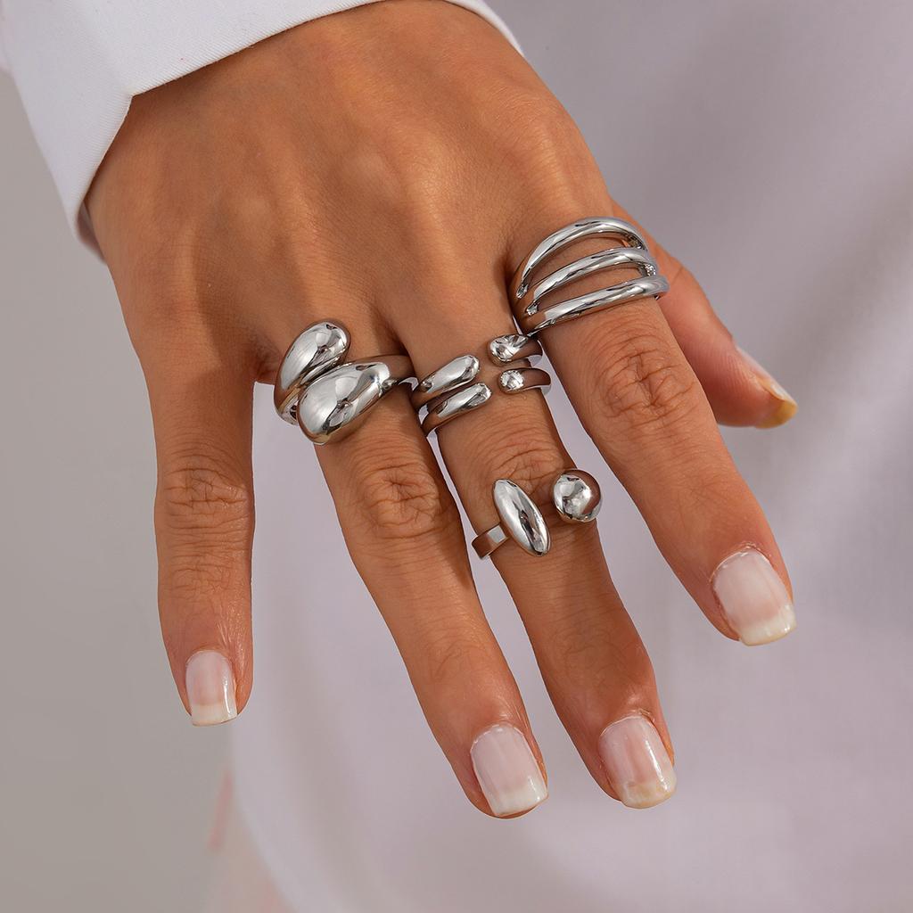 Hot Selling Ins Exaggerated Faceted Geometric Bracelet Niche Personality Design Sense Spring Buckle Open Bracelet