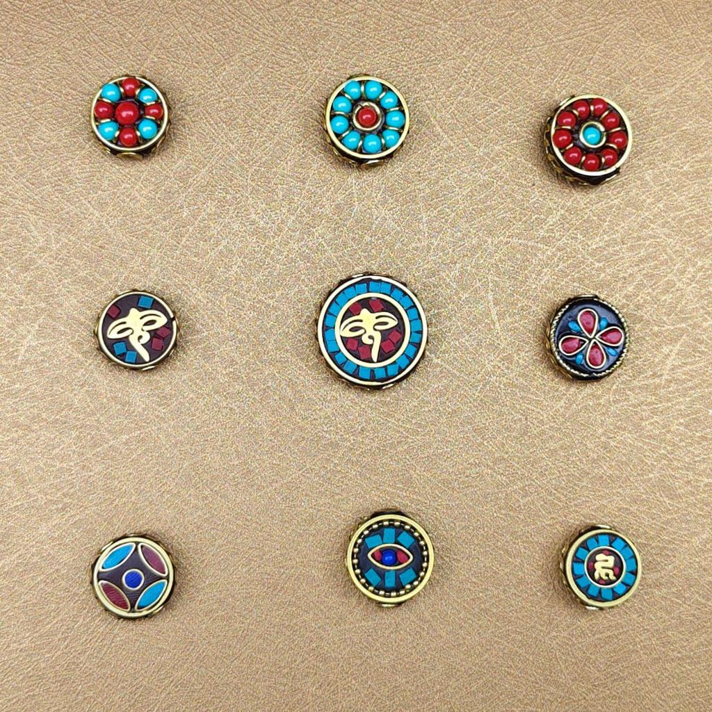 Непальское ручное изготовление шестислоговой мантры ожерелье с латунными инкрустированными бусинами