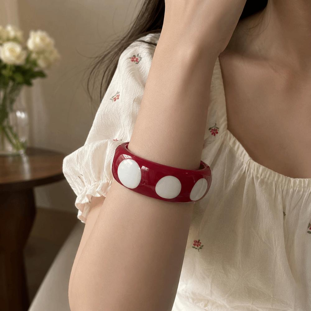 Round Wide Geometric Wristband Cool Punk Style Jewelry Personality Resin Polka Dot Bangles Party