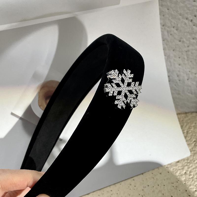 French Elegance Black Series Pearl Headband with Teeth - Autumn/Winter Collection