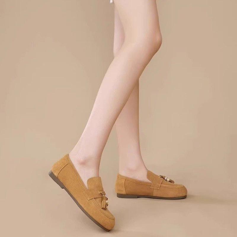 Fashion Women's 2025 Autumn and Winter New Round Toe Retro Slip-on Flat Tassel Single Shoes