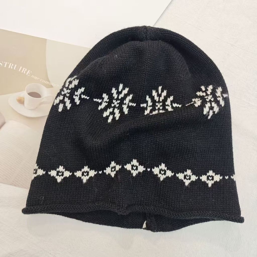 Knitted Beanie Hat For Women With Floral Pattern And Cold Weather Warmth Perfect For Autumn And Winter