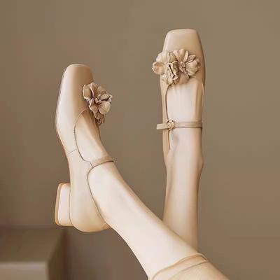 Модная обувь с цветочным декором для женщин, квадратный носок, массивный высокий каблук, ремешок спереди, женские туфли-лодочки с пряжкой, tacones chassure femme, однотонные
