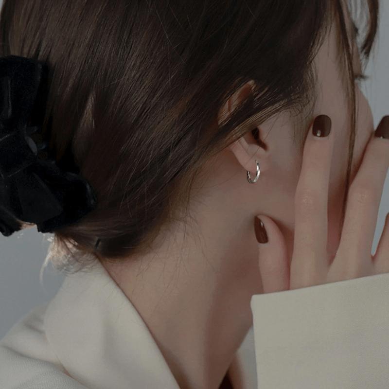 1 пара модных и простых геометрических круглых сережек, легкие роскошные высококачественные пряжки для ушей, подходят для повседневной женской одежды для вечеринок