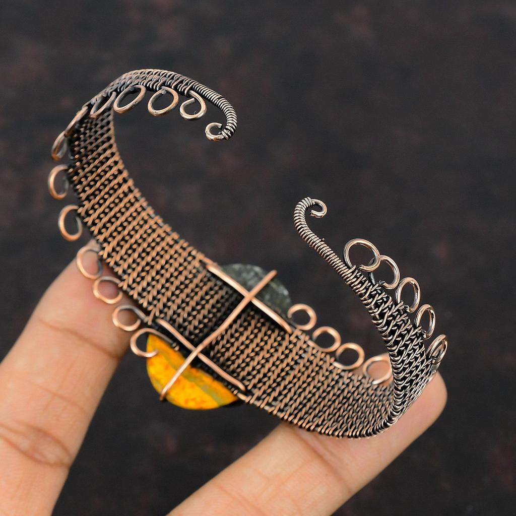 Браслет-манжета из яшмы "Шмель" Браслет-манжета из медной проволоки Браслет из драгоценных камней Браслет из медной проволоки Ювелирные изделия из медной проволоки Регулируемый браслет ручной работы Подарок на помолвку