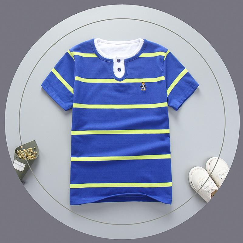Футболка с короткими рукавами для мальчиков. Хлопковая детская летняя детская одежда с двойным вырезом и круглым вырезом. Детская одежда в полоску с короткими рукавами из чистого хлопка.