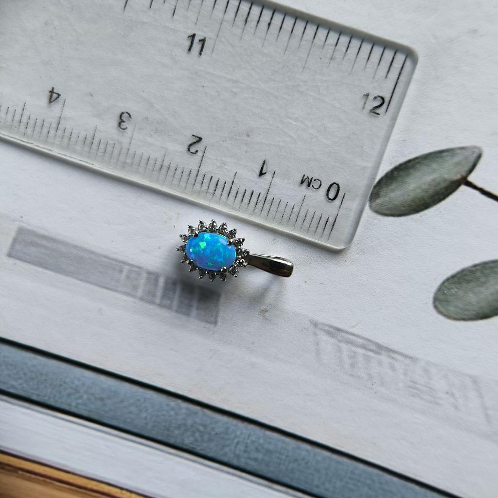 Silver Pendant with Opal 0.459ct (2192367)