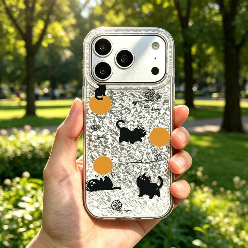 Черные кошки с шариками Чехол для iphone 16 Plus XR XS Max 18 Pro Max 17 Pro 11 13 Air 15 12 14 Серебристый блеск Трескающийся фон