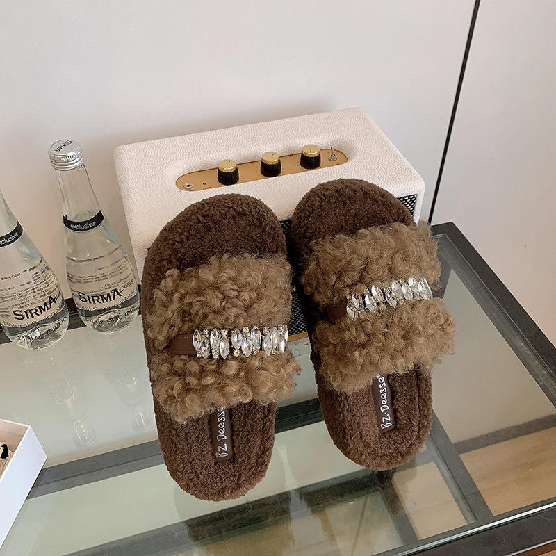 Женские тапочки из овечьей шерсти со стразами, новинка осени и зимы 2025 года, модные, универсальные, на толстой подошве-маффине, для ношения на улице, однослойные хлопковые мопы