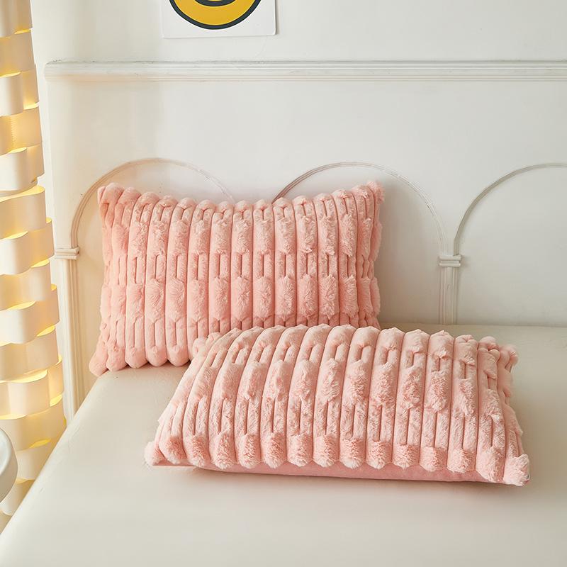 Плюшевая наволочка на длинную подушку из искусственного кроличьего меха - Двусторонняя наволочка из молочного велюрового флиса