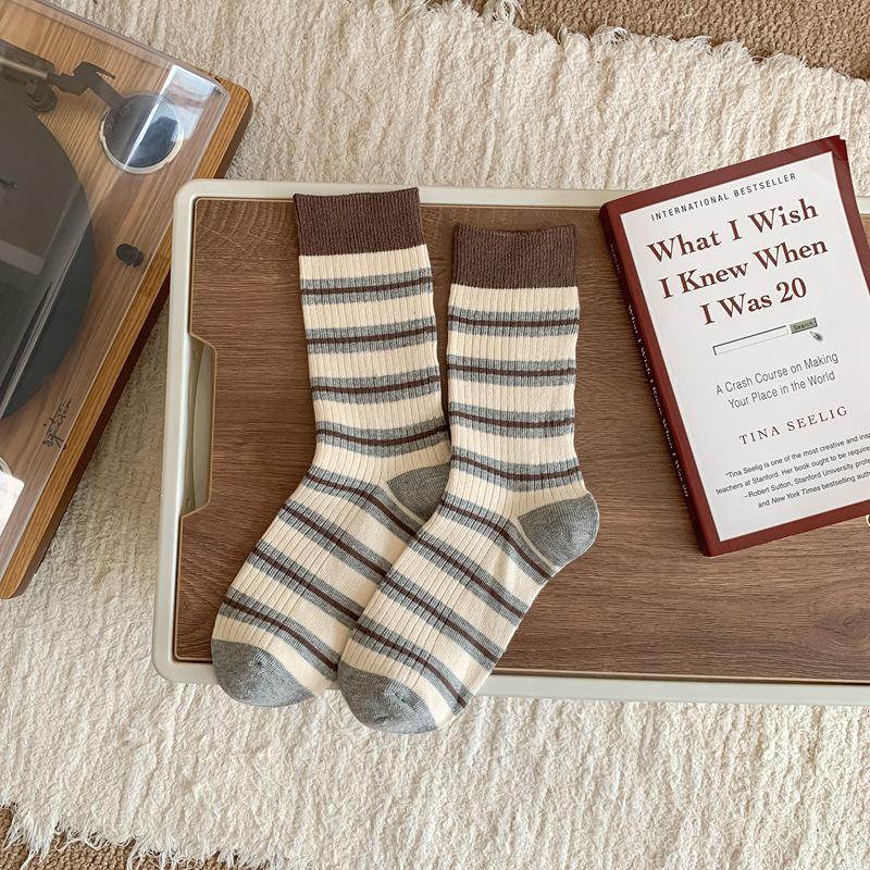 Women's Korean Style Autumn & Winter Contrast Stripe Cotton Socks