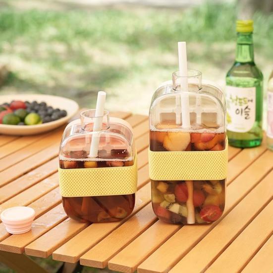 Curling Ice Cube Mold with One-Touch Release Flexible Ice Tray Portable Leak-Proof Water Bottle for Gym Travel Outdoor