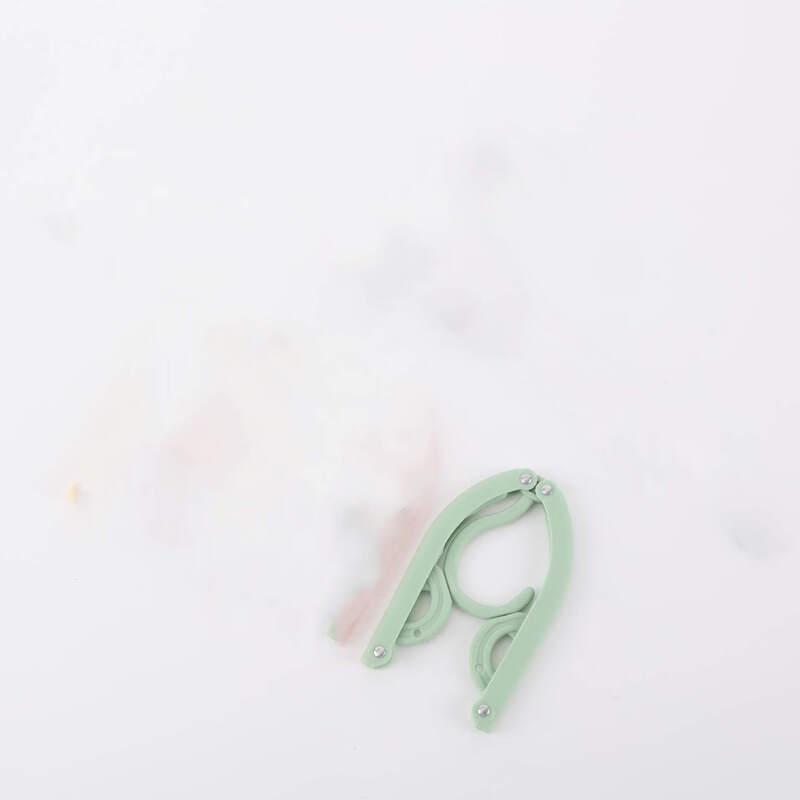 DCLOUD Portable Folding Clothes Hanger
