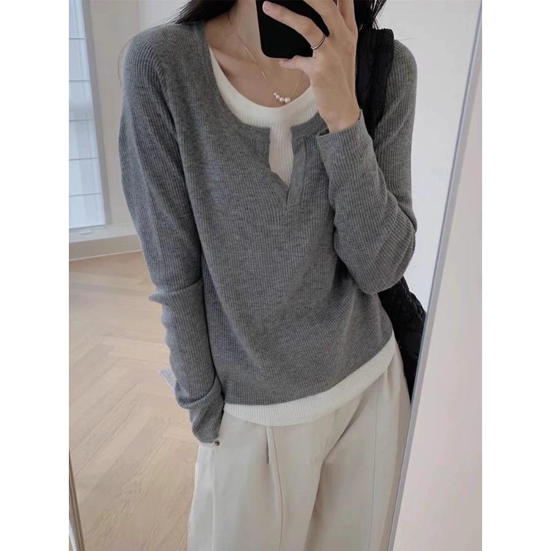 Женская трикотажная базовая рубашка с V-образным вырезом, имитирующая двойку, осенне-зимний новый сшитый короткий свитер, трикотажный свитер с длинным рукавом
