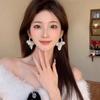 Серьги-кисточки с цветами из искусственного жемчуга, длинные висячие серьги для женщин, элегантные, с изысканным темпераментом, роскошные ювелирные изделия