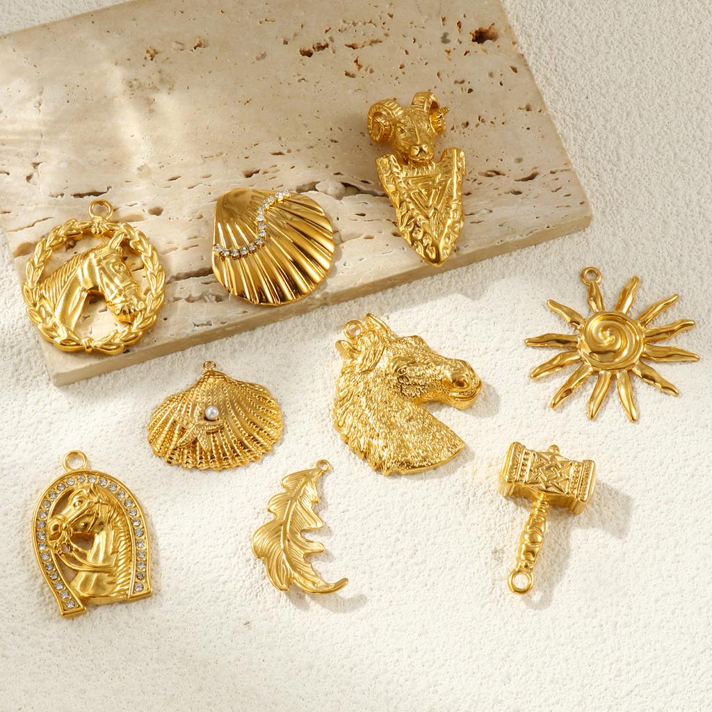 1PC 18K Gold Plated Charms Sun Shell Horse Arrowhead Feather Hammer 304 Stainless Steel Pendant For DIY Necklace Jewelry Making