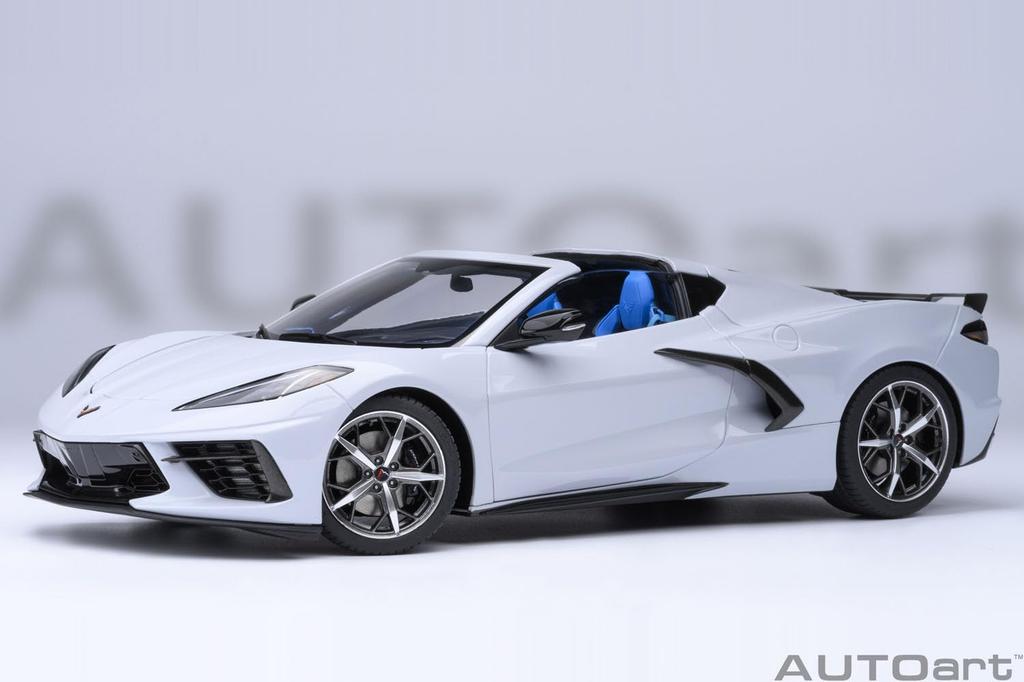 AUTOart Scale Chevrolet Corvette Stingray Z51 Gray Metallic Finished Model 1/18 (C8)