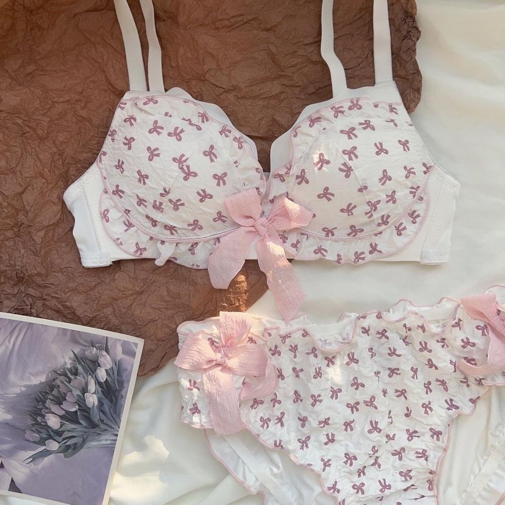 Girls Bras Sweat Cute Lace Underwear Wireless Push Up Bras For Women Sling Adjustable Bras Backless Sexy Fashion Lingerie