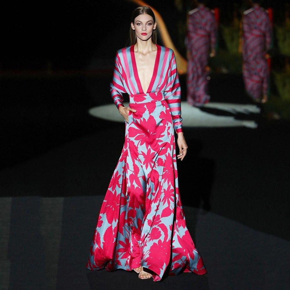 Spring and summer new Europe, America, women's printing temperament split skirt, celebrity big pendulum waist dress