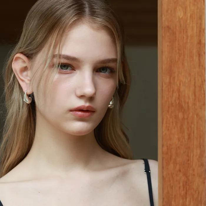MURMUR EARRING 02