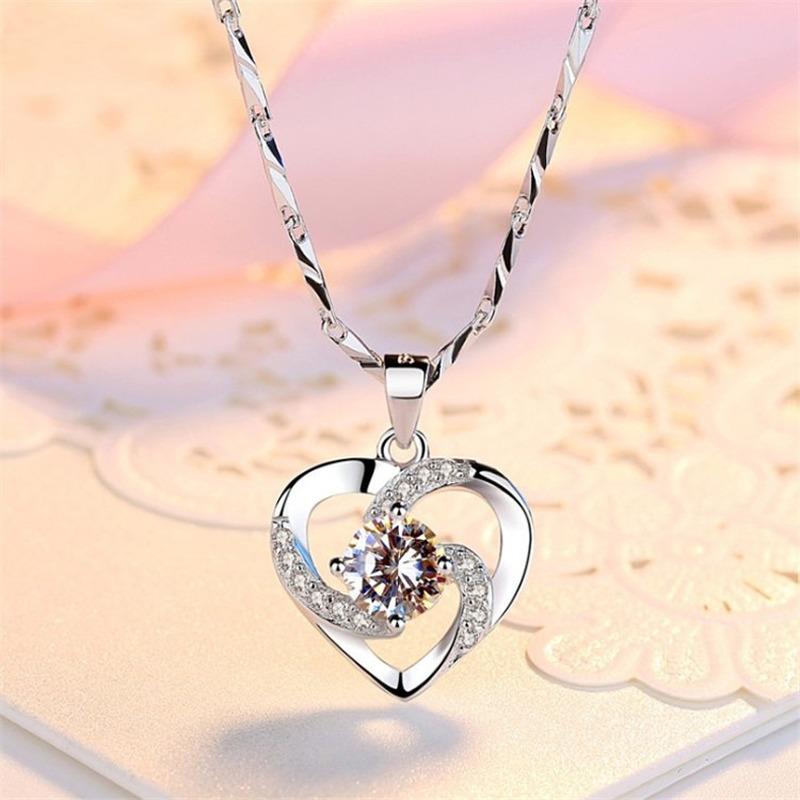 Fashion Love Necklace Zircon Heart Crystal Pendant Necklace for Women Wedding Engagement Jewelry Banquet Anniversary Gift