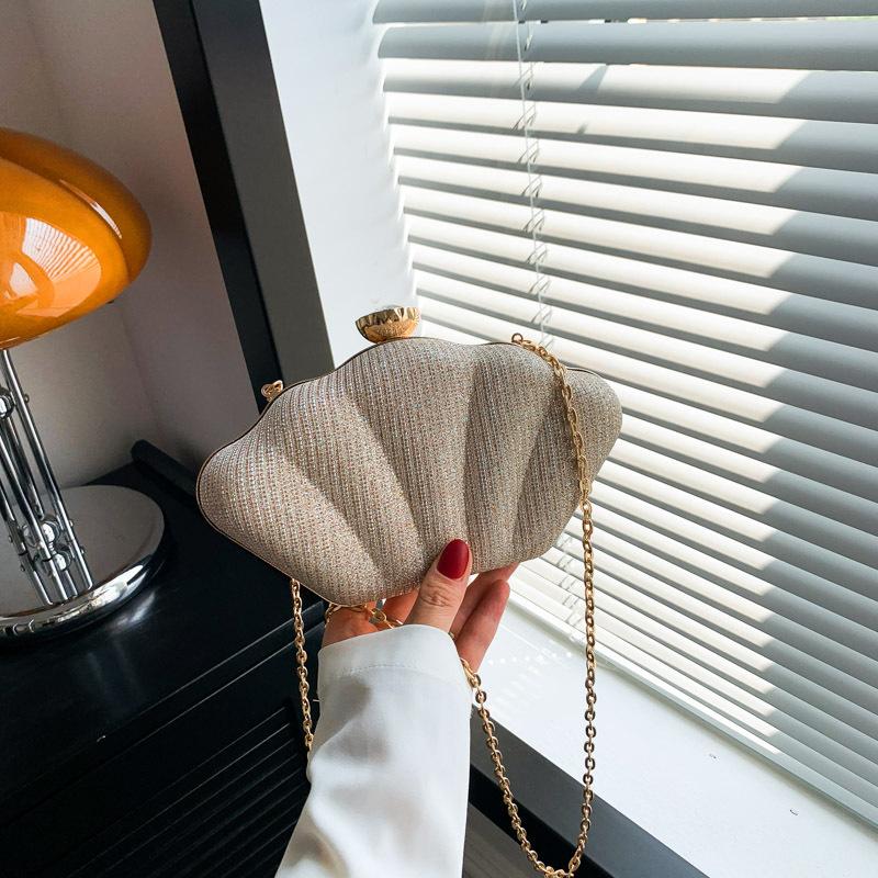 Персонализированная дизайнерская сумка-ракушка для женщин, летняя трендовая фактура, сумка для ужина, повседневная сумка-мессенджер с цепочкой в иностранном стиле