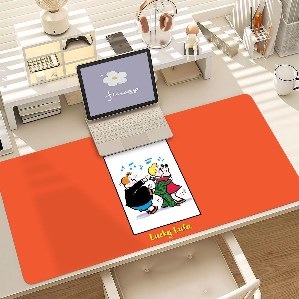 Cute Little Girl Llulu Mouse Pad Anti Slip Rubber Edge Locked Thickened Laptop Gaming Desk Mat