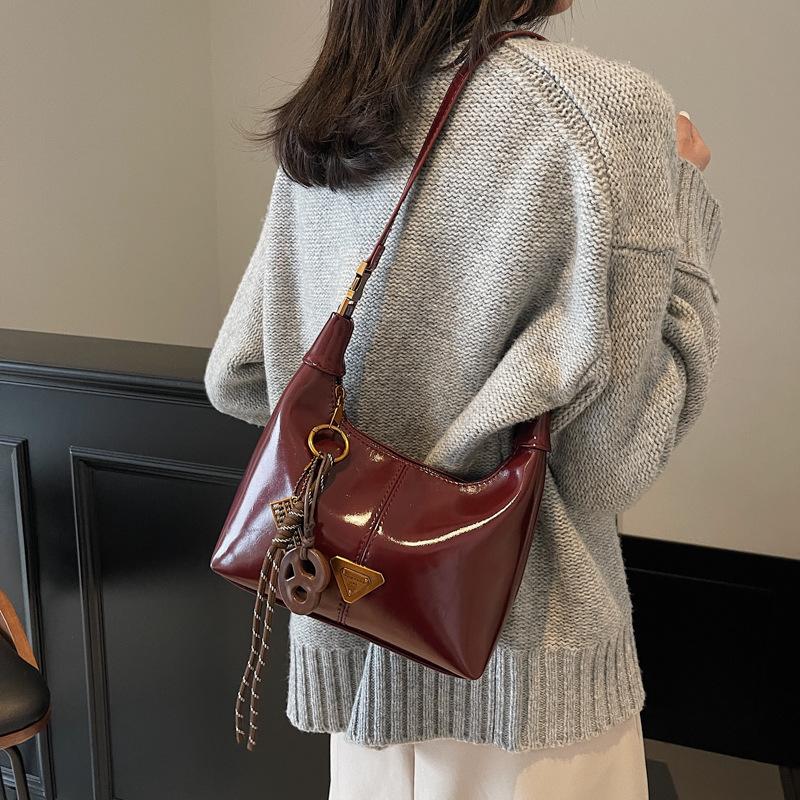 Premium Sense Niche Bag Women's Autumn and Winter Retro 2025 New Fashion Shoulder Messenger Bag Portable Dumpling Bag