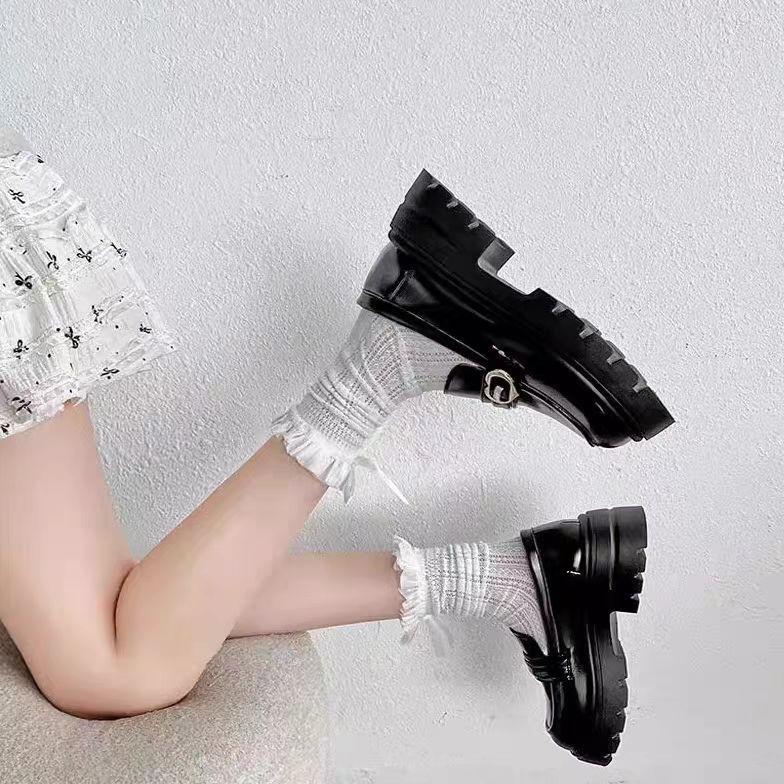 2024 новые весенне-осенние женские туфли в британском стиле на толстом каблуке и платформе, французские маленькие кожаные туфли в стиле ретро, черные мокасины с одной педалью