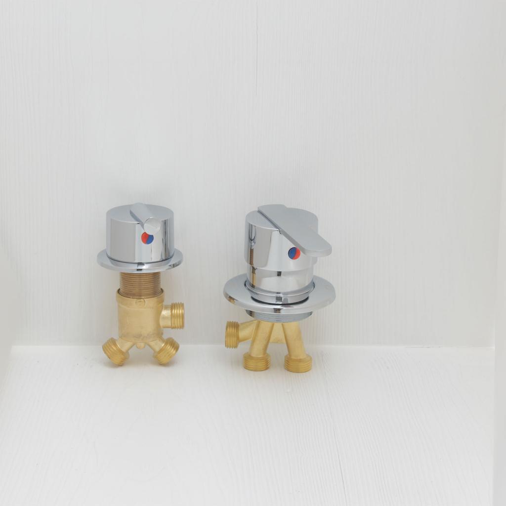 Медные смесители для ванны, переключатели, клапаны для управления горячей и холодной водой для взрослых ванных комнат, смесители, регулирующие клапаны для душа