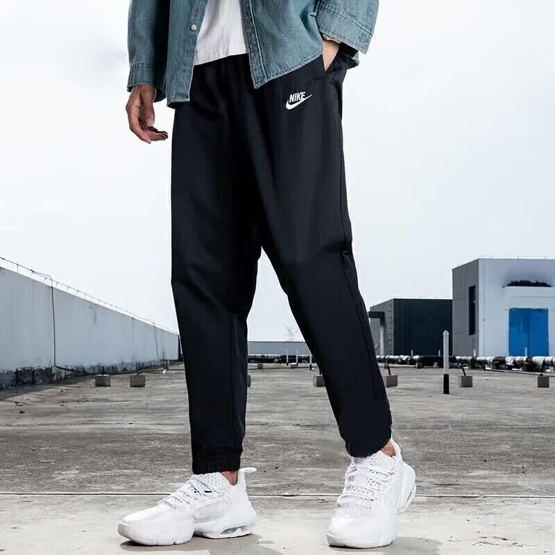 Nike Мужские сужающиеся тканые спортивные штаны DD5311-010