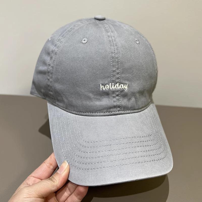 Spring men's and women's holiday letter embroidered baseball cap with curved brim and sun visor