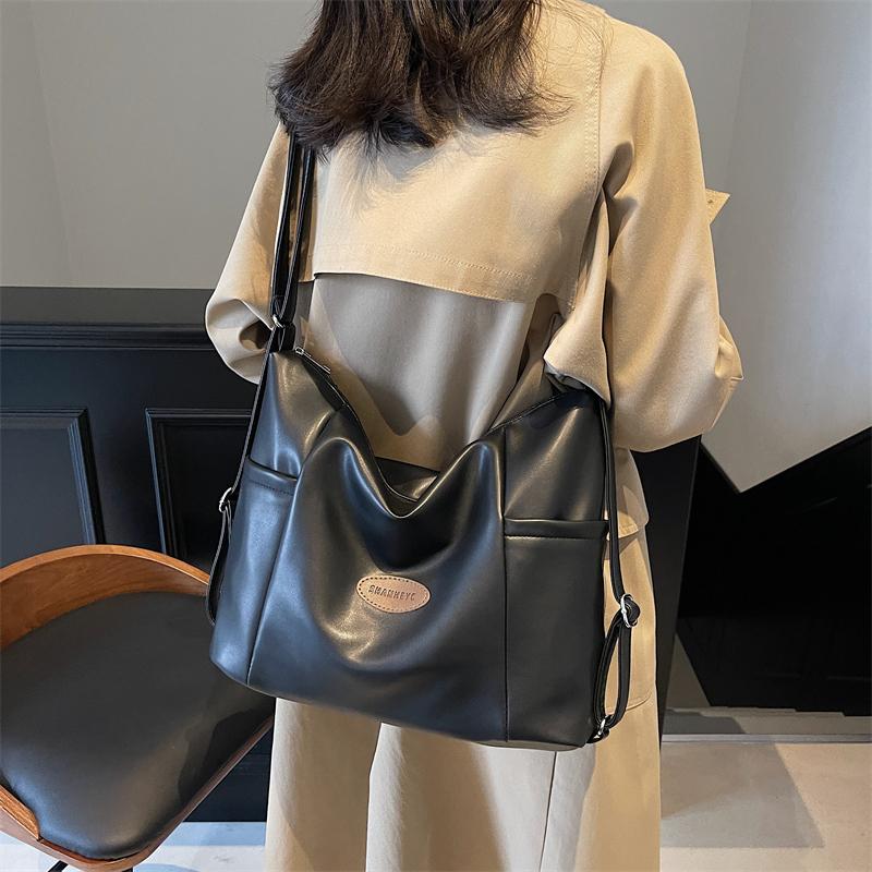 Сумка подмышку большой вместимости Женская сумка через плечо из мягкой кожи Студенческая сумка для поездок на работу
