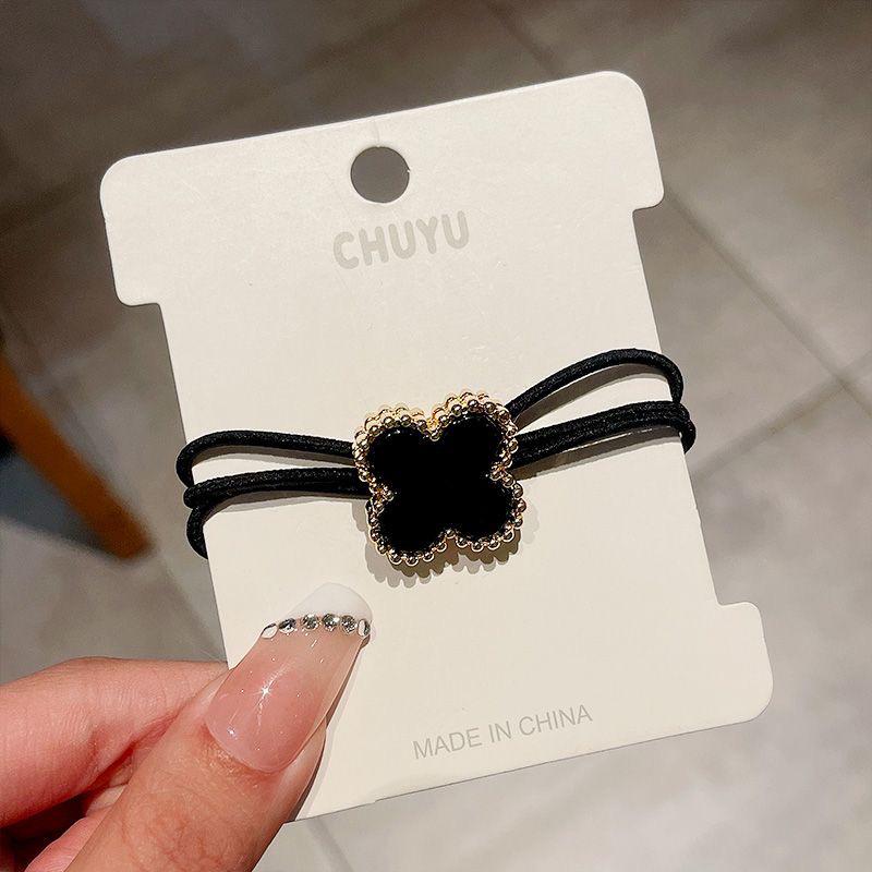 High-End Autumn & Winter Four-Leaf Clover Hair Band for Women - Simple & Elegant