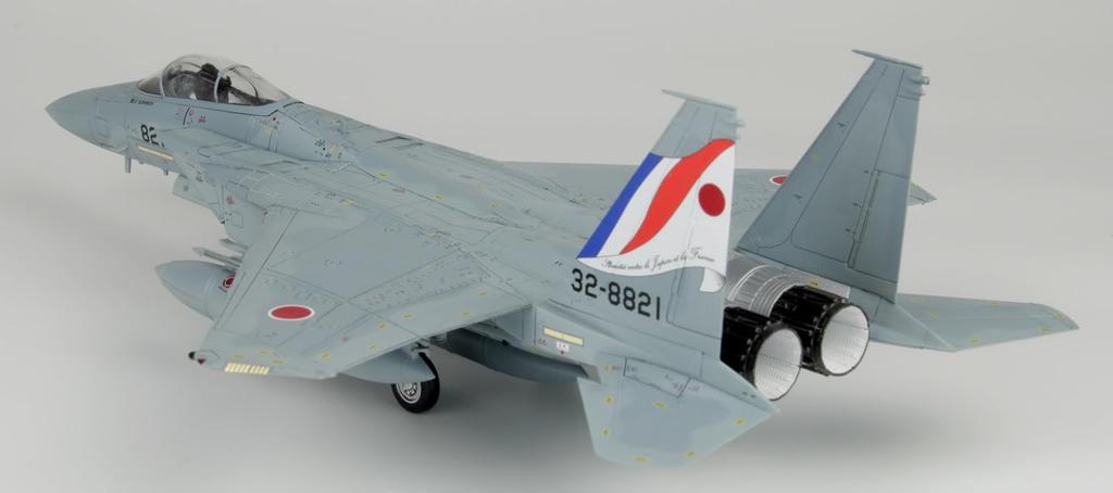 PLATZ ВВС Японии Орел 305-я эскадрилья Совместные учения 2023 Самолет со специальной окраской Пластиковая модель 1/72 Самооборона F-15J Япония-Франция AC-81