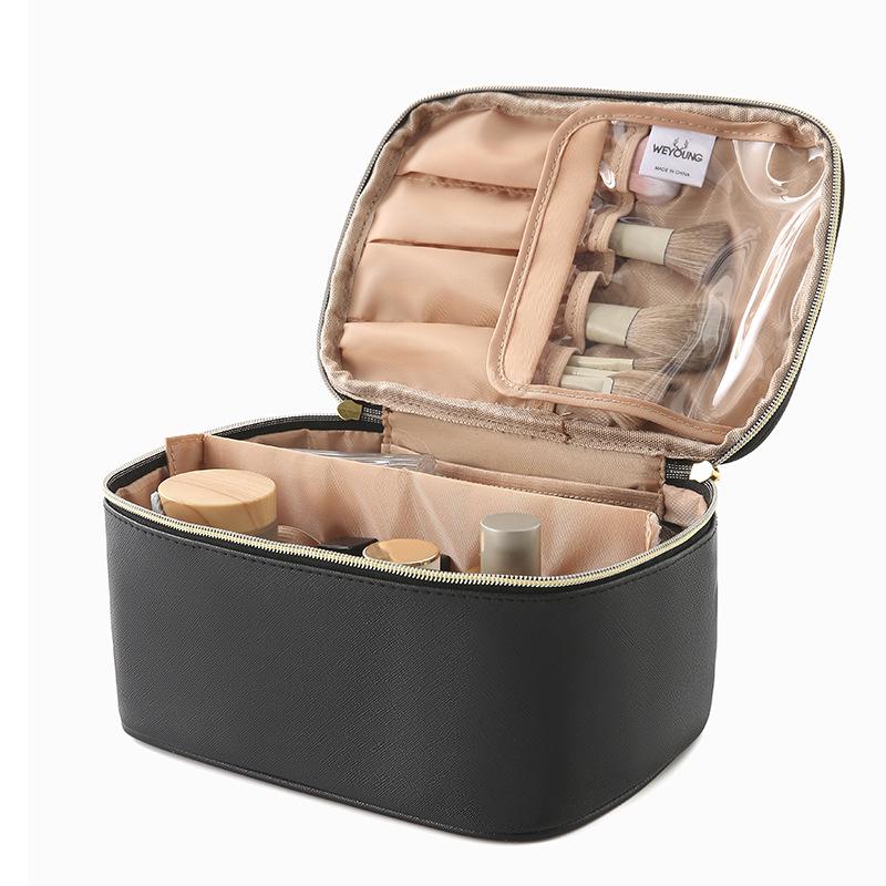 Popular Large Capacity Women's Cosmetic Travel Handbag and Toiletry Bag