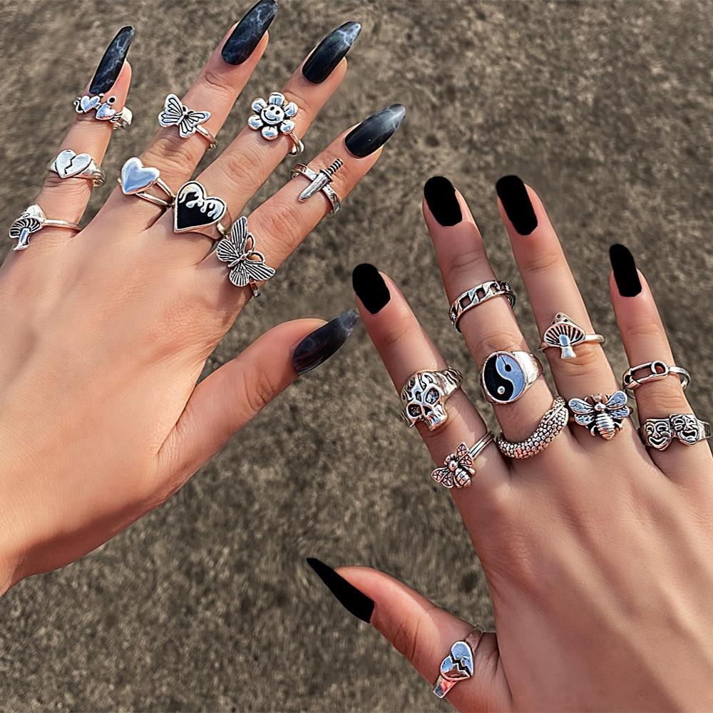 Винтажный готический комплект колец с бабочкой, змеей, углом и цветком, набор колец из нескольких элементов для женщин и мужчин, ретро индивидуальное регулируемое кольцо на палец, подарки