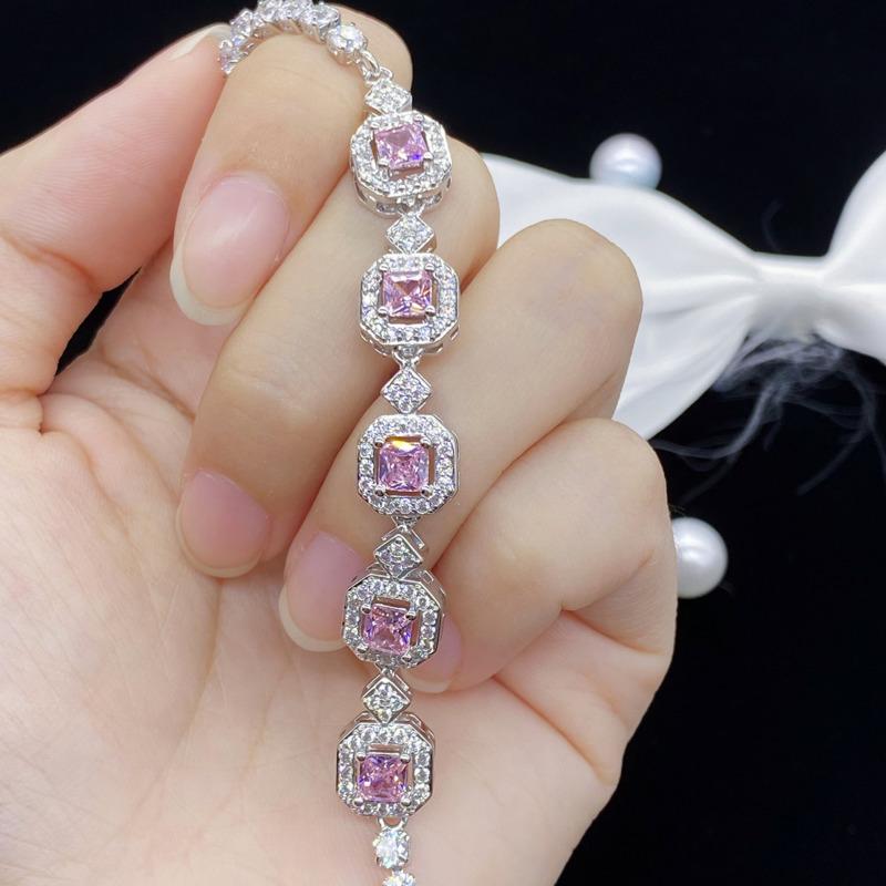 BELLA BOX New Hot Sale Simulation Color Tourmaline Princess Square Full Diamond Bracelet Feminine Fashion Hand Jewelry