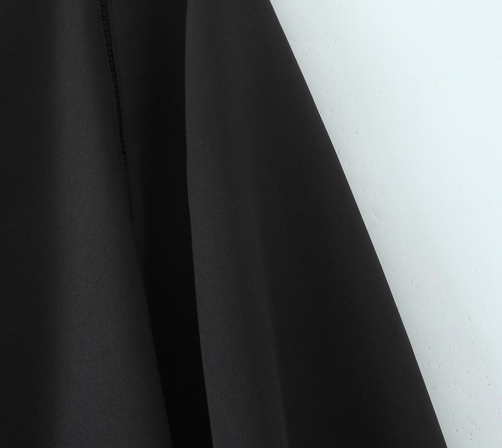 2025 Европейский и Американский Стиль Черное Платье-Халтер с Квадратным Вырезом Без Рукавов в Ретро Стиле