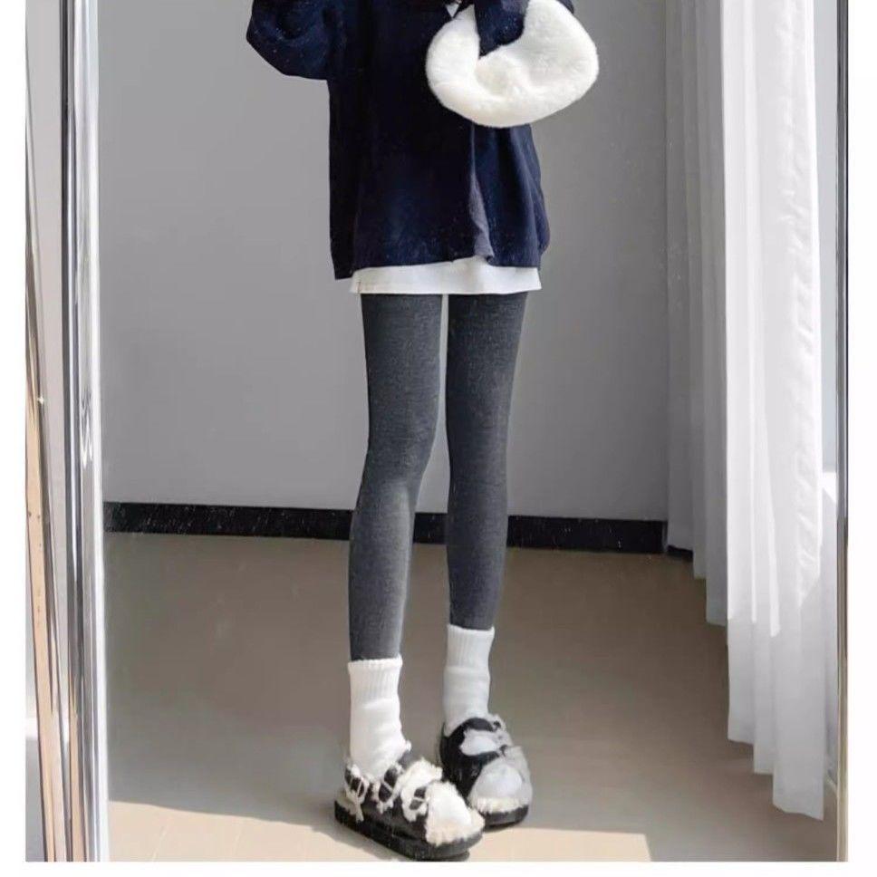 Женские леггинсы цвета овсянки с флисовой подкладкой: Теплые и стройнящие колготки осенне-зимнего уличного стиля для 2025 года