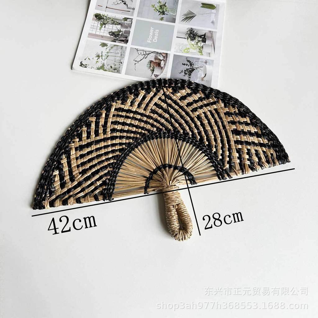 Straw fan, handmade seaweed fan, wall hanging fan, color decorative fan, summer hand crank fan, futon fan