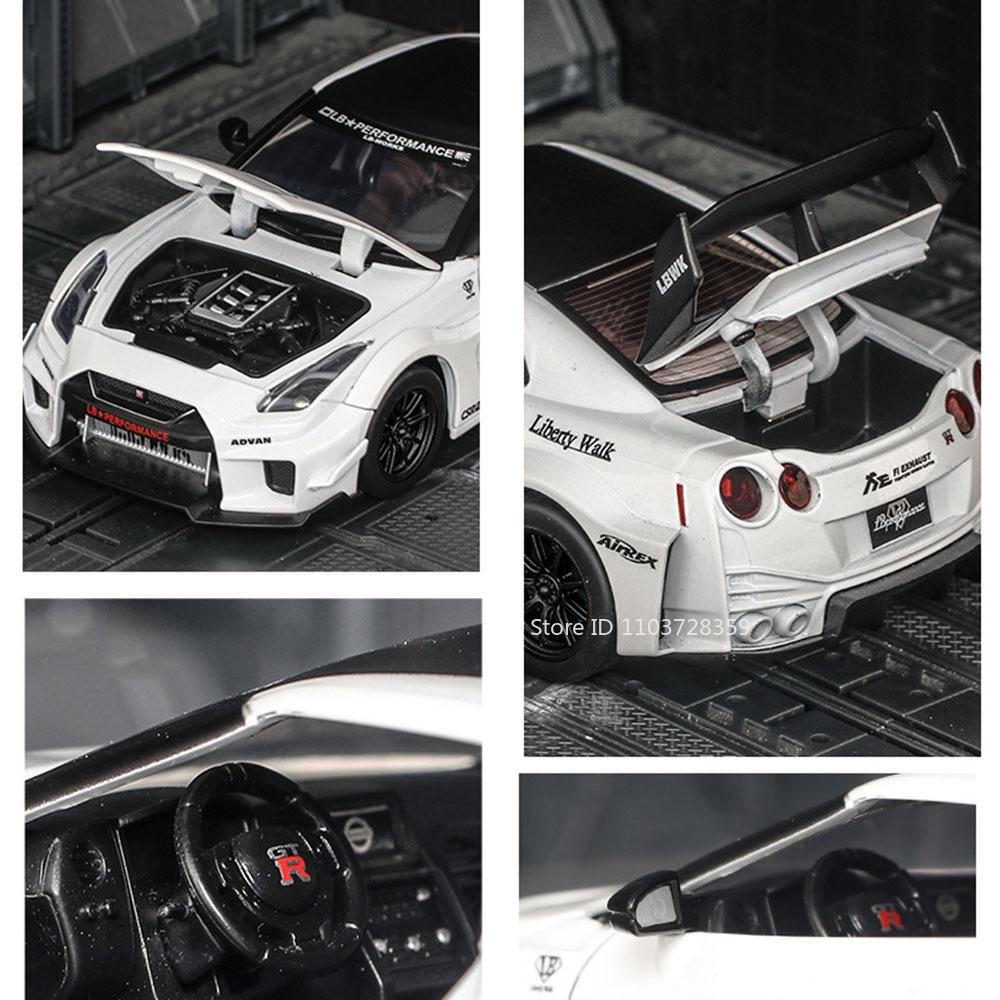 1:24 GTR CSR2 R34 Model Sports Car Toys Alloy Diecast Miniature Supercars Sound Light Doors Opened Pull Back Ornament Boys Gifts