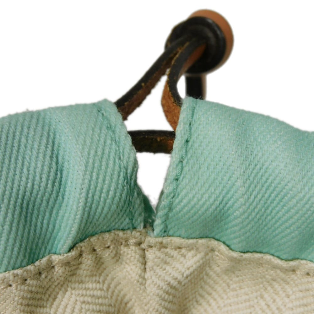 Использованный мешочек на шнурке с острова Пасхи (C822057X05) многоцветный мешочек на шнурке из телячьей кожи с логотипом 7922 (12695) от Кена